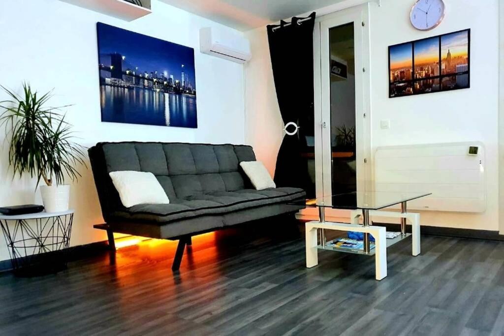 Superbe Studio De 30M2 Proche De Paris Poissy Dış mekan fotoğraf