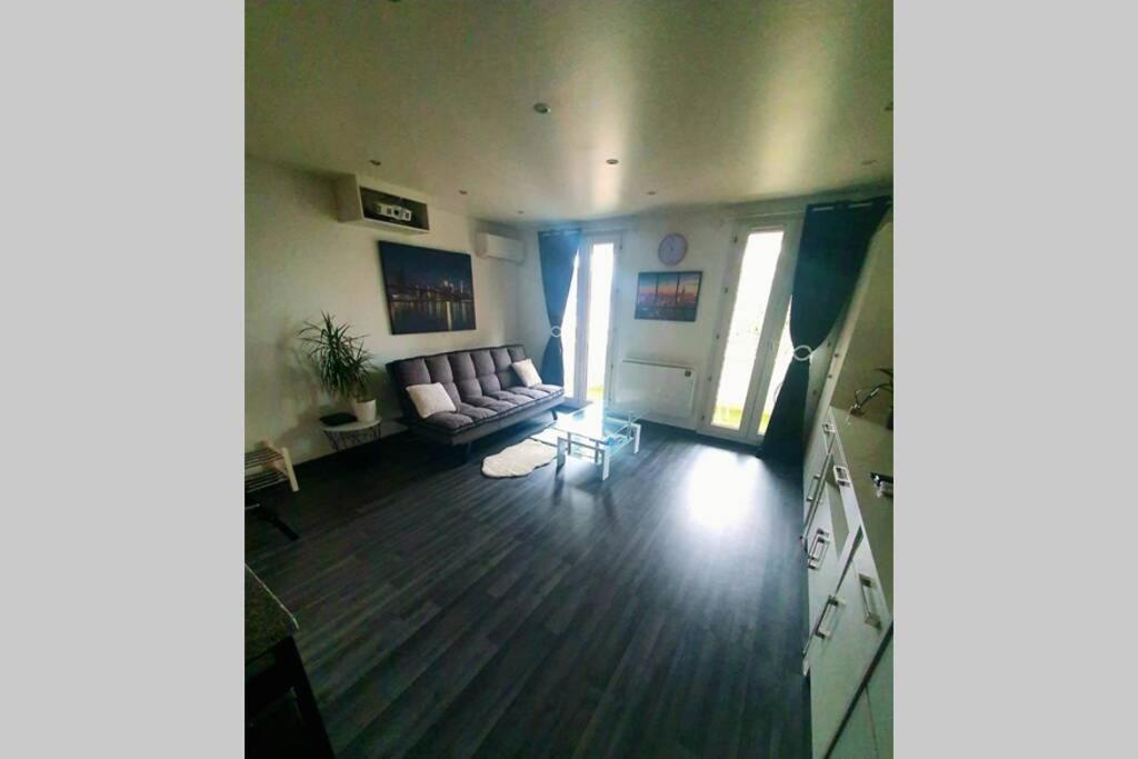 Superbe Studio De 30M2 Proche De Paris Poissy Dış mekan fotoğraf